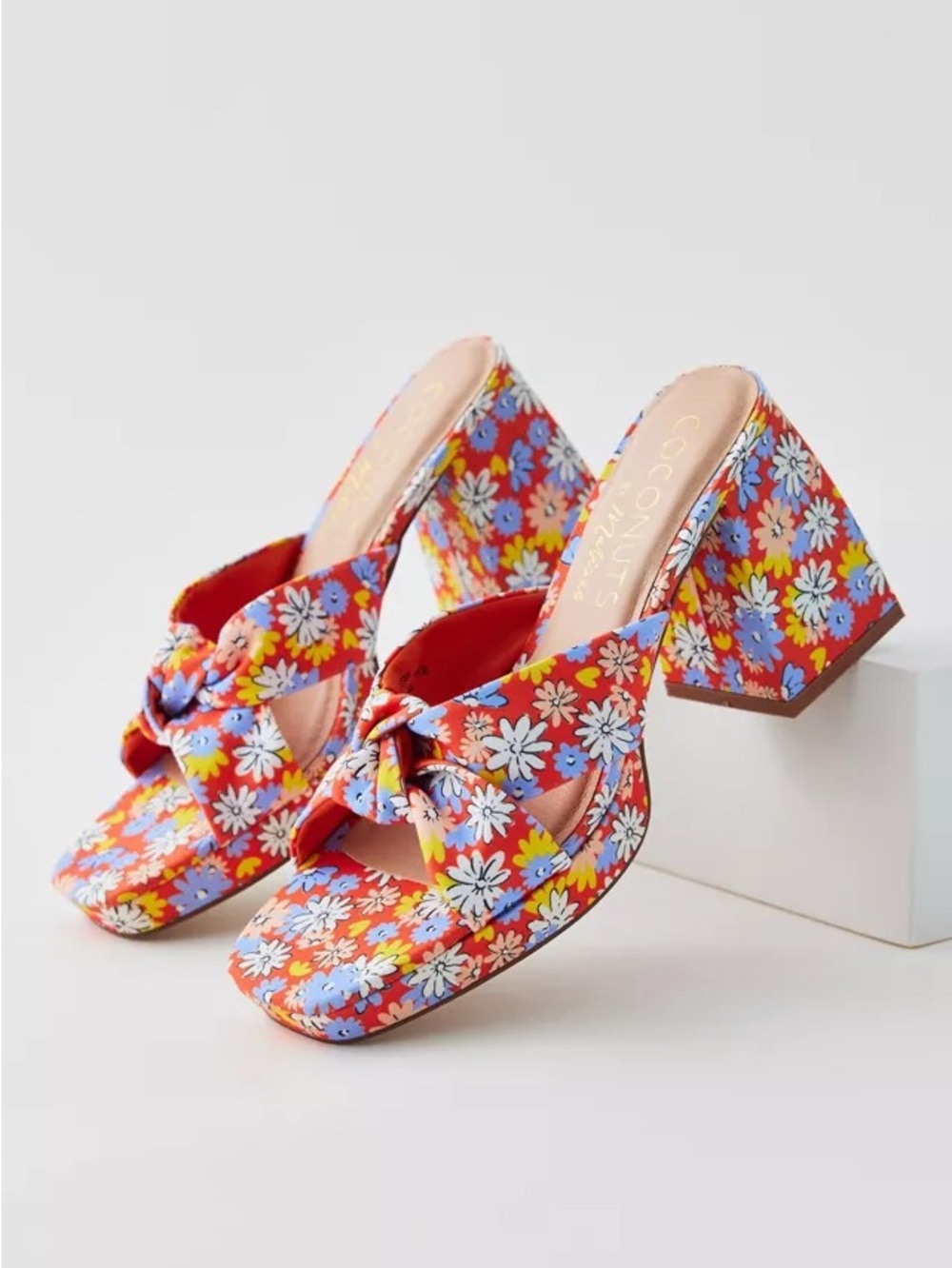 Coconuts by Matisse Orange Floral Chunky Block Heel Size 7